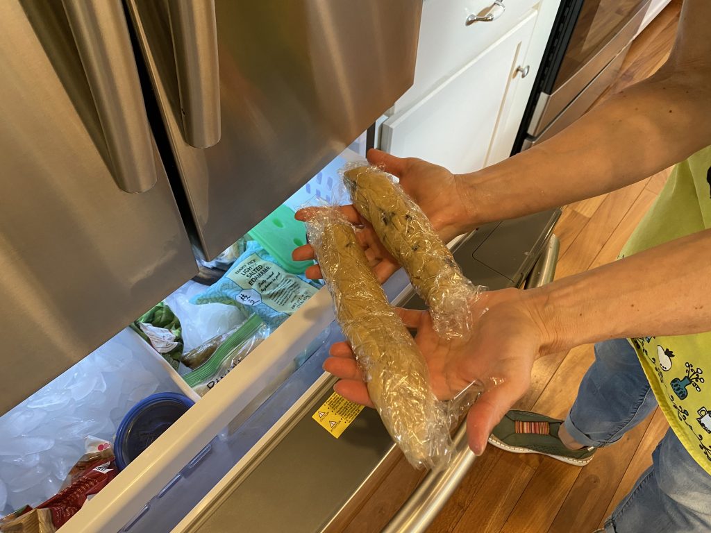 How to bake cookies in the convection microwave